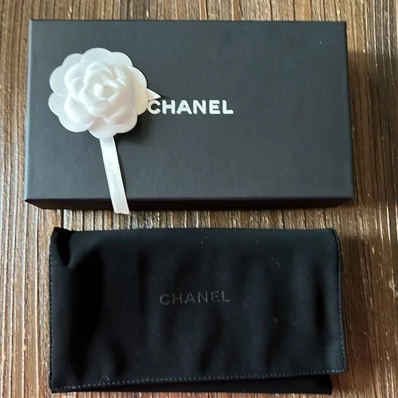 CHANEL Gray Quilted Chevron LeBoy Lambskin Long Wallet Clutch - Picture 10 of 15